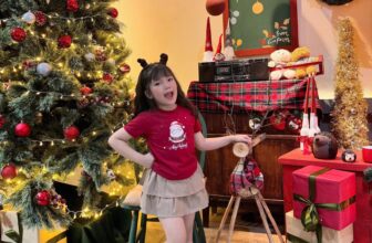 [🆕🇻🇳] Smock Nhà Thỏ – ĐẦM SMOCK 🩷 ĐẦM THIẾT KẾ 🩷 🧑‍🧒❤️️👶⭐️  𝐍𝐄𝐖 𝐒𝐇𝐈𝐑𝐓 – 𝐍𝐄𝐖 𝐃𝐑𝐄𝐒𝐒• Hoà vào không khí Giáng Sinh siêu sớm của Sài Gòn , các mom ráo rít tìm đồ xinh cho các bé lên hình …. Nhà Thỏ lên gấp 1 set đồ , shares-7✔️ , likes-123❤️️ , date-2024-10-16 02:48:14🇻🇳🇻🇳🇻🇳📰🆕