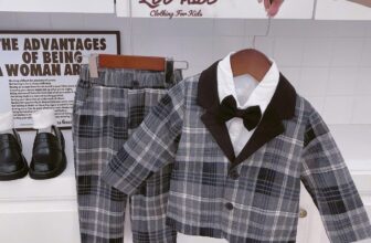 [🆕🇻🇳] ZOO KIDS 🧑‍🧒❤️️👶⭐️ #NEW_ARRIVAL
Outfit set vest kẻ dạ hàn bảnh trai, lịch lãm đẹp mê
Chất liệu: dạ hàn cao cấp mềm mịn, tôn dáng giữ form
Set gồm: Áo vest và quần ( , shares-0✔️ , likes-7❤️️ , date-2024-10-15 15:39:10🇻🇳🇻🇳🇻🇳📰🆕