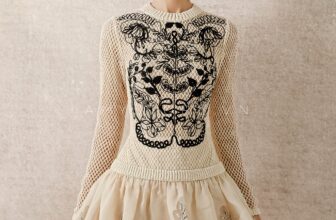 [🆕🇻🇳] Amy Store – nhãn hiệu thời trang thiết kế cao cấp, trẻ trung, hiện đại, nữ tính và thanh lịch 👕 Top1Fashion 👗  𝑲𝒉𝒊 𝒏𝒂̀𝒏𝒈 𝒄𝒂̂́𝒕 𝒄𝒂́𝒏𝒉 𝒗𝒖̛𝒐̛̣𝒕 𝒌𝒉𝒐̉𝒊 𝒌𝒉𝒖𝒐̂𝒏 𝒎𝒂̂̃𝒖Như một cuộc phiêu lưu của sự sáng tạo, nơi những nàng thơ không còn bị giới hạn trong khuôn khổ của vẻ  , shares-2✔️ , likes-100❤️️ , date-2024-10-16 14:01:00🇻🇳🇻🇳🇻🇳📰🆕