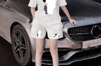 [🆕🇻🇳] Hạnh boutique – Hàng Xách Tay và VNXK 👕 Top1Fashion 👗  e còn trắng sz S
Set cộc tay K… @ …R  . ..L hàng dư xịn , vải thun lạnh cao cấp, chất đẹp lắm luôn ạ . Chất vải mềm nhẹ thoáng mát , tone màu đen  , shares-0✔️ , likes-0❤️️ , date-2024-10-19 16:00:13🇻🇳🇻🇳🇻🇳📰🆕