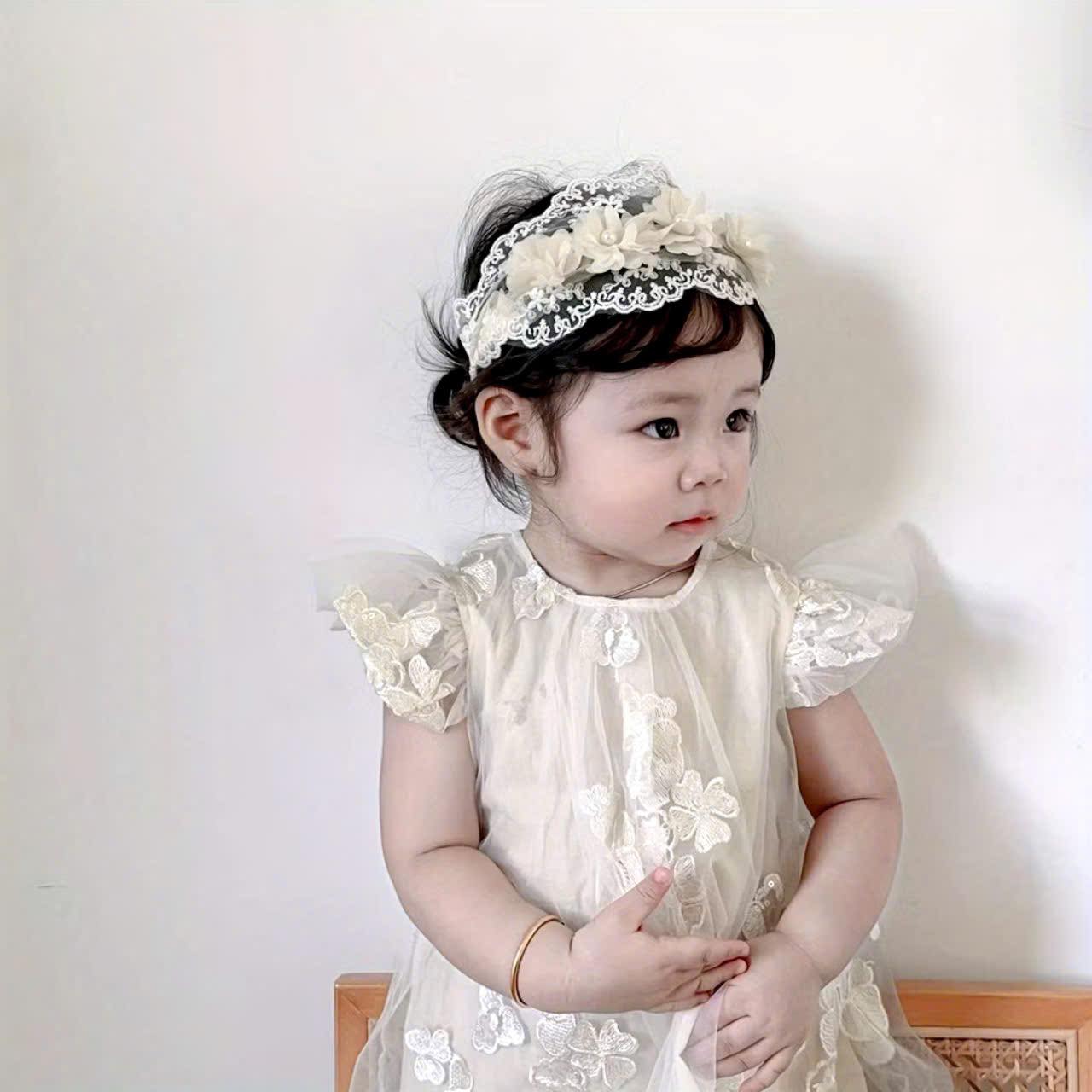 Xỉu ngang , xỉu dọc luôn ớ #45kkk_45kkk
Turban công chúa, hàng hanmade ạ
Size 0-3y ( chun các Mẹ thấy rộng thì khâu vào xíu nhen)
Hàng sẵn ạ