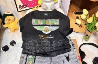 [🆕🇻🇳]  Kiều Kiều – Thời Trang Thiết Kế 🧑‍🧒❤️️👶⭐️ Năm nay tông trắng đen bao ngầu  Từ 15-55kg  Nhắn tin shop liền ạ
, shares-0✔️ , likes-8❤️️ , date-2024-10-17 23:52:44🇻🇳🇻🇳🇻🇳📰🆕