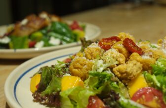 [☕️🇻🇳] Blackbird Coffee 🥤 Top1Coffee ☕️ Tiếp nối series Savory Menu với 3 loại Focaccia, hãy cùng chào đón cặp đôi Salad đầy thu hút và tươi mới mang đậm hương vị tại B , shares-2✔️ , likes-20❤️️ , date-2024-10-16 20:15:42🇻🇳🇻🇳🇻🇳📰🆕