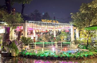 [☕️🇻🇳] Cà phê Ngọc Hà- Cafe sân vườn 🥤 Top1Coffee ☕️ Trời mưa, cảnh vật thạt là lộng lẫy, nhưng hơi đìu hiu.
, shares-0✔️ , likes-4❤️️ , date-2024-10-15 00:44:51🇻🇳🇻🇳🇻🇳📰🆕