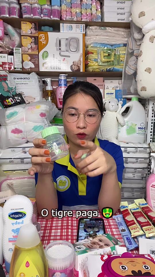 [🆕🇻🇳] Shop 2Gà Con HN-Đồ Sơ Sinh Trọn Gói 🧑‍🧒❤️️👶⭐️ 
Giá áp tại live…
 Khăn sữa truyền thống 13k/gói 10c
 , shares-0✔️ , likes-0❤️️ , date-2024-10-17 18:55:58🇻🇳🇻🇳🇻🇳📰🆕