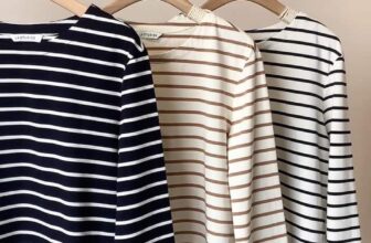 [🆕🇻🇳] 𝐋𝐀 𝐒𝐓𝐔𝐃𝐈𝐎𝐒 👕 Top1Fashion 👗  Item không bao giờ lỗi thời, các nàng đã có chưa nhỉ?
𝐏𝐨𝐩𝐩𝐲 𝐓-𝐒𝐡𝐢𝐫𝐭
• Chất liệu: Cotton 100%
• Size: S/M/L
• Màu: Trắng Kẻ Đen/Đen Kẻ Trắng/Trắng Kẻ , shares-0✔️ , likes-23❤️️ , date-2024-10-18 15:00:26🇻🇳🇻🇳🇻🇳📰🆕