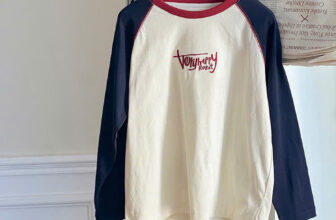 [🆕🇻🇳] Đậu’s House – Chuyên quần áo trẻ em xuất khẩu, xuất dư xịn 🧑‍🧒❤️️👶⭐️ MÃ NÀY ĐỈNH CỦA CHÓPP
Chất liệu thun cotton, phom dáng khỏe khoắn khum phải bàn nhìu nữa ạ ,
size : 100-110-120-130-140-150-160 ( tương đương 15 tới 40k , shares-0✔️ , likes-1❤️️ , date-2024-10-18 01:03:10🇻🇳🇻🇳🇻🇳📰🆕