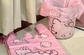 [🆕🇻🇳]  DOBO KIDS Shop – Thời Trang Mẹ & Bé 🧑‍🧒❤️️👶⭐️ 30 tủi rồi mà vợ tau ra ngoài muua cái túi rácc vầy đó
Túi rác đây nha:
, shares-0✔️ , likes-0❤️️ , date-2024-10-17 23:29:39🇻🇳🇻🇳🇻🇳📰🆕