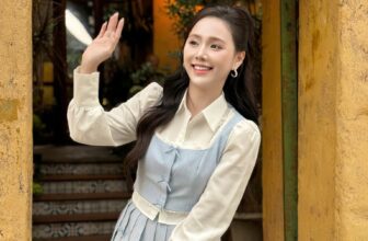 [🆕🇻🇳] JM – thương hiệu thời trang JM DRESS DESIGN 👕 Top1Fashion 👗  𝐉𝐌 𝐱 𝐃𝐢𝐞̂̃𝐧 𝐯𝐢𝐞̂𝐧 𝐌𝐢𝐧𝐡 𝐓𝐡𝐮Vẻ ngoài năng động và rạng rỡ của diễn viên Minh Thu được làm nổi bật bởi thiết kế trẻ trung đến từ JM.Kiểu dáng áo croptop c , shares-1✔️ , likes-36❤️️ , date-2024-10-18 20:00:12🇻🇳🇻🇳🇻🇳📰🆕