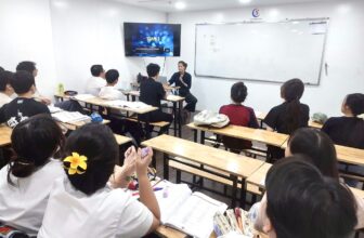 [🆕🇻🇳] Học Tiếng Anh cùng SAM – chuyên luyện thi môn Tiếng Anh Cấp 1,2,3 & IELTS tại Hà Nội 📚 Top1Learn 📕 KHỐI 11 – Hoạt động: Tìm hiểu về ASEAN qua gameshow Đường lên đỉnh Olympia1. Tổ chức hoạt động:
– Lớp được chia thành các đội và cùng lần lượt tham gi , shares-0✔️ , likes-8❤️️ , date-2024-10-18 15:00:13🇻🇳🇻🇳🇻🇳📰🆕
