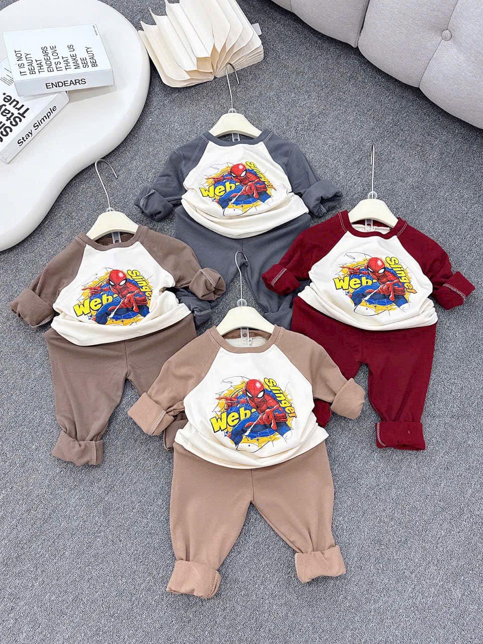 Bộ siêu nhân zip lông mềm siêu đẹp
Sz từ 11-18kg
#109k
#DucHuuBaby