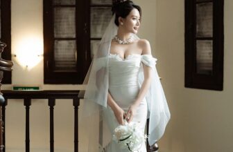 [🆕🇻🇳] Dulcie Bridal – Cửa hàng váy cưới 🤵🏻 Top1Wedding 👰🏻  𝐂𝐥𝐚𝐬𝐬𝐢𝐜 𝐛𝐮𝐭 𝐋𝐮𝐱𝐮𝐫𝐲 𝐟𝐨𝐫 𝐨𝐮𝐫 𝐩𝐫𝐞𝐜𝐢𝐨𝐮𝐬 𝐛𝐫𝐢𝐝𝐞 𝐢𝐧 𝐭𝐡𝐞 𝐏𝐫𝐞𝐰𝐞𝐝𝐝𝐢𝐧𝐠 𝐩𝐡𝐨𝐭𝐨𝐬𝐡𝐨𝐨𝐭Chiếc váy trễ vai được chọn thiết kế theo form dáng đuôi cá sang trọng tôn lên khí , shares-0✔️ , likes-6❤️️ , date-2024-10-17 15:35:26🇻🇳🇻🇳🇻🇳📰🆕