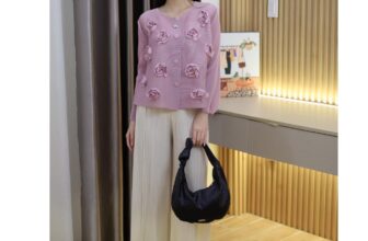 [🆕🇻🇳] 55kg.Linh – Quần áo ( Thương hiệu ) 👕 Top1Fashion 👗  𝐓𝐚̂́𝐭 𝐜𝐚̉ 𝐧𝐡𝐮̛̃𝐧𝐠 𝐠𝐢̀ 𝐛𝐚̣𝐧 𝐜𝐚̂̀𝐧 𝐥𝐚̀𝐦 𝐥𝐚̀ 𝐦𝐢̉𝐦 𝐜𝐮̛𝐨̛̀𝐢. 𝐓𝐡𝐚̣̂𝐭 𝐭𝐮𝐲𝐞̣̂𝐭 𝐯𝐨̛̀𝐢 𝐤𝐡𝐢 𝐭𝐡𝐞̂́ 𝐠𝐢𝐨̛́𝐢 𝐜𝐨́ 𝐛𝐚̣𝐧. 𝐂𝐡𝐮́𝐜 𝐦𝐮̛̀𝐧𝐠 𝐧𝐠𝐚̀𝐲 𝐏𝐡𝐮̣ 𝐧𝐮̛̃ 𝐕𝐢𝐞̣̂𝐭 𝐍𝐚𝐦. 𝐓𝐢𝐞̣̂𝐦 𝐜𝐡𝐮 , shares-0✔️ , likes-4❤️️ , date-2024-10-17 15:56:22🇻🇳🇻🇳🇻🇳📰🆕