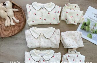 [🆕🇻🇳] May’s House – Cửa hàng quần áo sơ sinh & trẻ em 🧑‍🧒❤️️👶⭐️  Bộ siêu xinh cho bé shop sẵn hàng ạ
Miễn ship từ 2 bộ
Size 5-15kg
Ib zalo 0827870870 để chốt đơn mom nhé
, shares-0✔️ , likes-13❤️️ , date-2024-10-17 21:16:04🇻🇳🇻🇳🇻🇳📰🆕