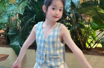 [🆕🇻🇳] Đan Anh Kid’s (Dak Studio) – Cửa hàng quần áo sơ sinh & trẻ em 🧑‍🧒❤️️👶⭐️ Mê ly mẹ ơi
Ghile dak lên kệ 2 màu  𝐍𝐄𝐖 𝐂𝐎𝐋𝐋𝐄𝐂𝐓𝐈𝐎𝐍 𝟐𝟒
𝐒𝐩 𝐧𝐞𝐰 đ𝐚̃ 𝐥𝐞̂𝐧 𝐤𝐞̣̂ 𝐬𝐚̆̃𝐧 𝐭𝐚̣𝐢 𝐜𝐮̛̉𝐚 𝐡𝐚̀𝐧𝐠  𝑆𝑧 𝑐ℎ𝑎𝑟𝑡 : 90-150 ( 8𝑘𝑔 -36𝑘𝑔 )  𝟗𝟖 𝐧𝐠𝐮𝐲𝐞̂̃𝐧 𝐛𝐢𝐞̂̉𝐮 𝐩𝟏 , shares-3✔️ , likes-28❤️️ , date-2024-10-18 00:37:22🇻🇳🇻🇳🇻🇳📰🆕