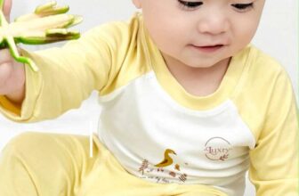 [🆕🇻🇳] Luxry Sai Gon thuộc thương hiệu Luxry Chuyên cung cấp đồ trẻ sơ sinh 🧑‍🧒❤️️👶⭐️  VIDEO REVIEW 𝗕𝗢̣̂ 𝗤𝗨𝗔̂̀𝗡 𝗔́𝗢 𝗗𝗔̀𝗜 𝗧𝗔𝗬 𝗖𝗢̂̉ 𝗧𝗥𝗢̀𝗡 Nhà Luxry
full Size từ 6 tháng đến 6 tuổi ( 6-9M đến 5-6Y )
Mua 5 Tặng 1 Nhanh Tay MOm ơi !
Bộ quần áo , shares-0✔️ , likes-23❤️️ , date-2024-10-18 18:45:13🇻🇳🇻🇳🇻🇳📰🆕