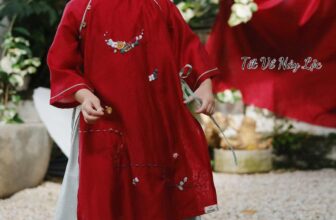 [🆕🇻🇳]  SAM ƠI – chuyên đồ Tết cho bé với đa dạng mẫu mã 🧑‍🧒❤️️👶⭐️ Năm nay chị Bống làm form rộng bé mặc thoải mái lắm ạ. Hoạ tiết thêu tay điểm xuyến iu iu.
, shares-1✔️ , likes-3❤️️ , date-2024-10-17 22:18:28🇻🇳🇻🇳🇻🇳📰🆕