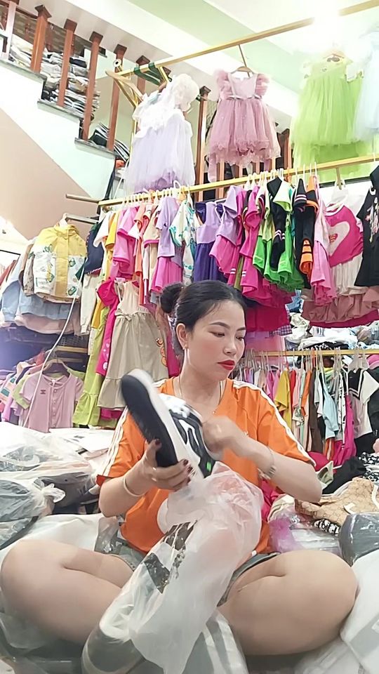 [🆕🇻🇳]  Shop Bé Xinh Hồng Hồng – Chuyên thời trang mẹ và bé ! Hàng Việt Nam giống hình 100% 🧑‍🧒❤️️👶⭐️ Shop xịn đét
 , shares-17✔️ , likes-17❤️️ , date-2024-10-18 17:38:13🇻🇳🇻🇳🇻🇳📰🆕