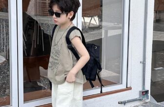 [🆕🇻🇳] Tiệm nhà Min – Shop chuyên quần áo trẻ em hàng QCCC, phong cách Hàn Quốc 😎❤️️⭐️  New arrivals at the store…
Quần short kaki basic màu trắng kem
Mẫu này chất đẹp khỏi bàn luôn, ảnh cuối là ảnh thật shop chụp mẹ nhé
Size: 90-140
Hà , shares-0✔️ , likes-4❤️️ , date-2024-10-18 21:44:25🇻🇳🇻🇳🇻🇳📰🆕