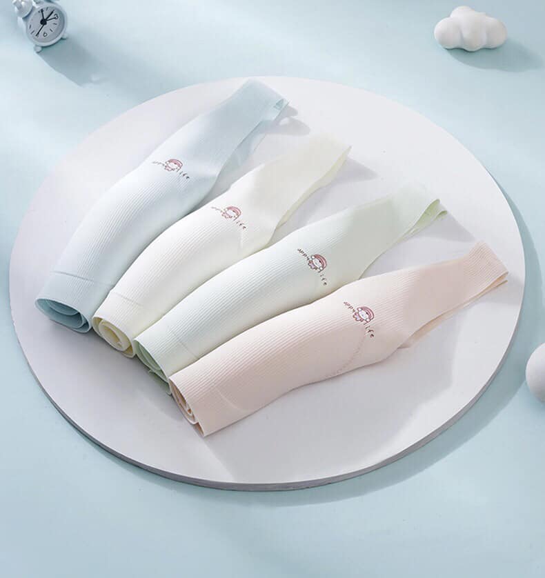 [🆕🇻🇳] EMBES là thương hiệu thời trang “Việt made” chất lượng cao dành cho trẻ em 🧑‍🧒❤️️👶⭐️ 𝟐𝟎/𝟏𝟎 – 𝐇𝐨𝐚 𝐱𝐢𝐧𝐡 𝐠𝐮̛̉𝐢 𝐦𝐞̣Nhân dịp ngày Phụ nữ Việt Nam 20/10, Embes xin gửi lời chúc tốt đẹp nhất đến tất cả các mẹ  Cảm ơn các mẹ đã tin tưởng và lựa  , shares-2✔️ , likes-10❤️️ , date-2024-10-18 20:49:44🇻🇳🇻🇳🇻🇳📰🆕