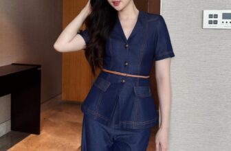 [🆕🇻🇳] The MAGNOLIA 👕 Top1Fashion 👗  MINKY Vest
—————
Thiết kế mang đậm phong cách thanh lịch và tinh tế, tôn lên vẻ sang trọng trong từng chi tiết. Khi khoác lên mình outfit này, bạn sẽ cảm  , shares-0✔️ , likes-1❤️️ , date-2024-10-19 15:00:26🇻🇳🇻🇳🇻🇳📰🆕