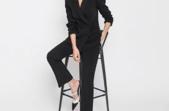 [🆕🇻🇳] Xuất Xịn Zara Mango (Jolie Shop) 👕 Top1Fashion 👗  Em còn vài chiếc sz 25 26
Quần ống đứng siêu hiếm hoi cho Bác nào đang săn tìm
Quần Gio.rda.,,no Hàng xuất đi Hàn chính hãng chất phải nói là lê tê phê, m , shares-0✔️ , likes-1❤️️ , date-2024-10-19 14:18:48🇻🇳🇻🇳🇻🇳📰🆕