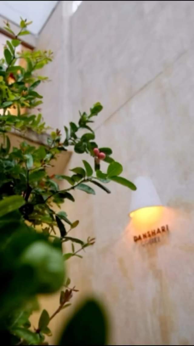 [☕️🇻🇳]  Danshari Coffee 🥤 Top1Coffee ☕️ Nestled in the heart of District 5, Danshari Coffee is a vibrant spot where the local spirit meets Vietnam’s deep coffee culture , shares-0✔️ , likes-0❤️️ , date-2024-10-18 22:12:42🇻🇳🇻🇳🇻🇳📰🆕