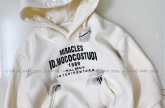 [🆕🇻🇳]  Shop mẹ Nam chuyên hàng thời trang trẻ em cao cấp 😎❤️️⭐️ Áo nỉ mũ hoodie hàng lót lông dày ấm nha các mẹ, hàng QC cao cấp chất cực đẹp luôn ạ
Size: 90-130
, shares-0✔️ , likes-12❤️️ , date-2024-10-18 19:11:03🇻🇳🇻🇳🇻🇳📰🆕