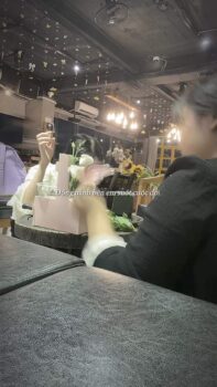 [☕️🇻🇳] Sam Rooftop Coffee – Nguyễn Trãi 🥤 Top1Coffee ☕️ Mỗi cô gái đều là một nàng công chúa, dù trong một căn gác tồi tàn hay một lâu đài tráng lệ. Hãy trân trọng và yêu thương các nà , shares-0✔️ , likes-4❤️️ , date-2024-10-19 00:20:33🇻🇳🇻🇳🇻🇳📰🆕