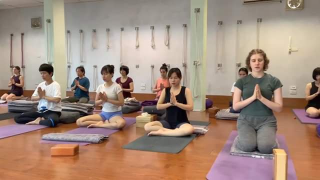 [🆕🇻🇳] Zenith Yoga Kim Mã 🧘 Top1Yoga 🤸🏻‍♀️ 2 ngày đầu tiên của khóa học 15 ngày kéo dài 4 tháng từ tháng 10/2024 – 1/2025 Iyengar Yoga Foundation do đích thân thầy Nanda đứng lớp. Giản dị nhưng vô c , shares-0✔️ , likes-7❤️️ , date-2024-10-19 01:42:51🇻🇳🇻🇳🇻🇳📰🆕