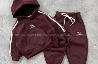 [🆕🇻🇳]  Shop mẹ Nam chuyên hàng thời trang trẻ em cao cấp 😎❤️️⭐️ Em còn set sz 110 form to
Mẹ nào ưng mẫu báo em ạ
, shares-0✔️ , likes-9❤️️ , date-2024-10-18 20:01:10🇻🇳🇻🇳🇻🇳📰🆕