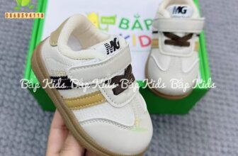 [🆕🇻🇳] BẮP KIDS – Chuyên cung cấp đồ sơ sinh cao cấp, sỉ lẻ toàn quốc : quần áo, bình sữa 🧑‍🧒❤️️👶⭐️  GIÀY TẬP ĐI QUỐC DÂN CHO BÉBé nào đang tập đi mang em này quá hợp lí luôn ạ , chất da mềm , đế dẻo dễ đi cực kì luôn ạ
Đế chống trơn , an toàn cho b , shares-0✔️ , likes-4❤️️ , date-2024-10-18 23:30:36🇻🇳🇻🇳🇻🇳📰🆕