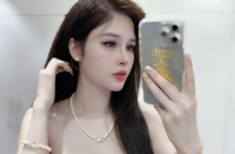 [🆕🇻🇳] Shop mẹ bé Hồng Ánh authenic 😎❤️️⭐️ Quà tặng bà, tặng mẹ , tặng vợ,….
Sale từ 1250k còn #990kkkHàng Mới Về- Set Ngọc Trai long lanh
Món quà vô giá cho người thân chúng ta ạ
E lên nga , shares-0✔️ , likes-2❤️️ , date-2024-10-19 19:07:39🇻🇳🇻🇳🇻🇳📰🆕