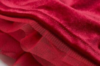 [🆕🇻🇳] ColorKids – Chuyên VNXK sỉ lẻ đồ cho bé 😎❤️️⭐️ Hot nhất hôm nay ạ! Yếm Nhung HM dư xịn đét đe! Không phải hàng lên nha!!!
Giá yêu thương lắm chỉ 180k mặc sang chảnh luôn
Size : 80- 104 ~ 1-4y
Inbox  , shares-0✔️ , likes-1❤️️ , date-2020-11-13 17:02:45🇻🇳🇻🇳🇻🇳📰🆕