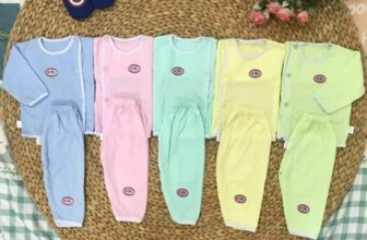 [🆕🇻🇳] Shop Baby Rẻ & Đẹp 🧑‍🧒❤️️👶⭐️  BỘ DÀI MÀU #30K 1bộ
Chất liệu: 100% cotton mềm mịn
Có size dành cho bé 3 – 10kg
, shares-0✔️ , likes-4❤️️ , date-2021-03-02 20:29:06🇻🇳🇻🇳🇻🇳📰🆕