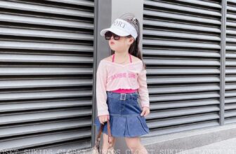 [🆕🇻🇳]  Bé Sành Điệu 🧑‍🧒❤️️👶⭐️ Chỉ #179k
Sét gồm 3 chi tiết gồm :
– 1 Áo dài tay BARIE GIRL
-1 Chân váy có đai ( có quần lót trong )
-1 áo yếm trong
Chất cotton giấy , yếm cotto , shares-0✔️ , likes-9❤️️ , date-2022-09-10 03:20:42🇻🇳🇻🇳🇻🇳📰🆕