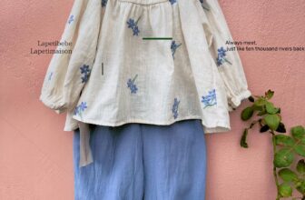 [🆕🇻🇳] La Peti BéBé – Đến La Petite BéBé để cùng con tạo nên điều kì diệu ba mẹ nhé!!! 🧑‍🧒❤️️👶⭐️ Một chiếc áo nhỏ thêu bông hoa xinh
vừa đơn giản nhẹ nhàng, chất liệu thô đũi hàn thấm mồ hôi, giá cả hợp lý
Nhất là lại được La Peti sản xuất giới hạn số  , shares-0✔️ , likes-3❤️️ , date-2024-10-30 16:51:16🇻🇳🇻🇳🇻🇳📰🆕