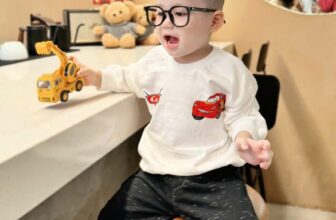 [🆕🇻🇳]  Mina’s House – Order US, UK – Order các sản phẩm Authentic từ US-UK-China-PL-JP… và local brand China 🧑‍🧒❤️️👶⭐️ Bộ nỉ  ô tô quần loang cho bé trai VNXK
Chất nỉ da cá lên form siêu đẹp ạ
#155k/set
Bảng size tham khảo
Sz 12/18-5/6y ( 9-24kg) tương đương sz 80-130
Sz 1 , shares-0✔️ , likes-2❤️️ , date-2024-11-04 03:41:10🇻🇳🇻🇳🇻🇳📰🆕
