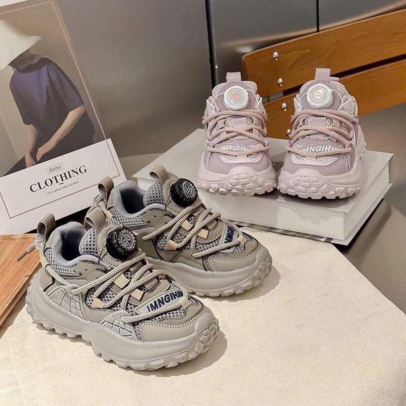 [🆕🇻🇳]  2HiBu – Thời trang cho bé 🧑‍🧒❤️️👶⭐️  SĂN GIÀY XỊN   Xã kho mẫu hàng siêu xịn xò Tím Hồng: sz 27-28-29-30-31-32-33-34-35
Xám rêu: size 27-28-31-32-33-34-35  Giá xã lỗ: 149k/ đôi
, shares-0✔️ , likes-6❤️️ , date-2024-09-21 20:52:29🇻🇳🇻🇳🇻🇳📰🆕