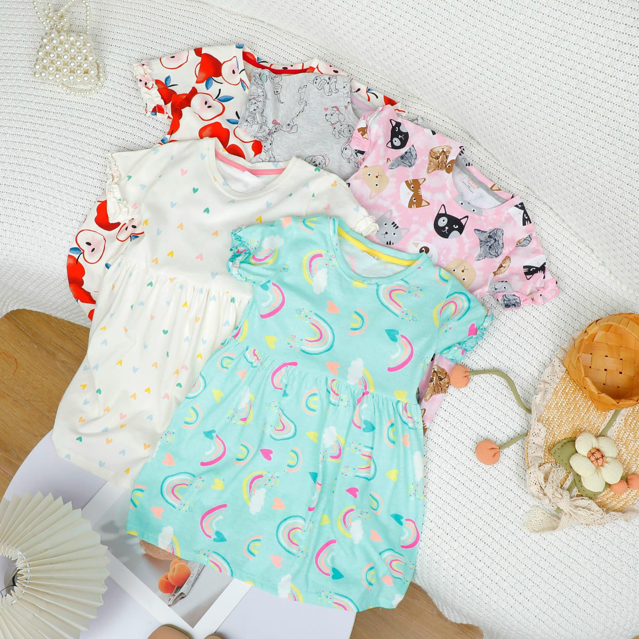 [🆕🇻🇳]  BIN’S HOUSE Chuyên Sỉ & Lẻ Hàng Hiệu Xuất Dư Trẻ Em 😎❤️️⭐️ #89k/c
Đầm thun cánh tiên cotton
Size 15-45 kg
Size 6-14 T
Chất thun cotton 100% thoáng mát thấm hút mồ hôi , các bé lớn hay có bụng cũng dễ mặc , đ , shares-0✔️ , likes-1❤️️ , date-2024-10-22 17:09:31🇻🇳🇻🇳🇻🇳📰🆕