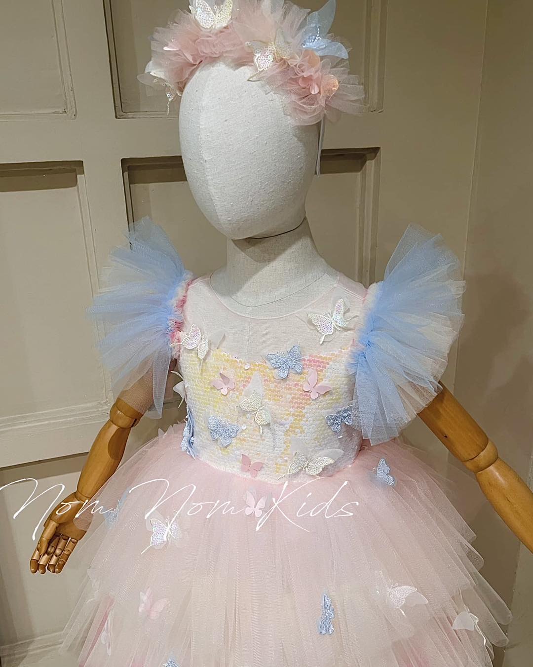 [🆕🇻🇳] Nom Nom Kids – Váy công chúa thiết kế cho bé yêu 🧑‍🧒❤️️👶⭐️ Một vườn bướm màu sắc theo yêu cầu riêng của khách, tông màu pastel ngọt xỉu luôn các mom ạ  Nom Nom Kids
218 Tôn Đức Thắng (Nhà May Hồng Hạnh)- Đống Đa-  , shares-0✔️ , likes-9❤️️ , date-2024-10-24 20:24:16🇻🇳🇻🇳🇻🇳📰🆕