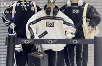 [🆕🇻🇳] QUẮN – Chuyên thời trang trẻ m cập nhật xu hướng thường xuyên 🧑‍🧒❤️️👶⭐️ ➠Show cận cho các mom xem về chất của nhà Quắn , từ phom dáng đến chất vải đều dày dặn siêu siêu ưng
➠Size 18-45kg ( tuỳ mẫu)
_________________________ , shares-2✔️ , likes-22❤️️ , date-2024-10-07 19:21:48🇻🇳🇻🇳🇻🇳📰🆕