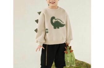 [🆕🇻🇳]  Penguin Bebe – Chuyên order cho bé 🧑‍🧒❤️️👶⭐️ Mẫu áo sweater khủng long và tê giác với chi tiết sừng nổi ngộ nghĩnh mang lại vẻ ngoài tinh nghịch, cá tính cho các bé trai. Bé nào fan của dinosaur thì i , shares-0✔️ , likes-0❤️️ , date-2024-11-03 19:38:29🇻🇳🇻🇳🇻🇳📰🆕