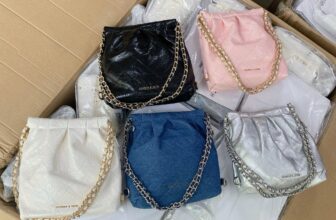 [🆕🇻🇳] Bảo Yến Store – CHUYÊN TÚI XÁCH XUẤT DƯ, SUPER VIP, SIÊU CẤP🛍️🛍️🛍️ 👕 Top1Fashion 👗   SHOPPING BÉ Bản xuất dư đẹp mini xinh xỉuuuu   Chất da dày dặn, sie này đeo nhiều kiểu được lun ạ
, shares-10✔️ , likes-2❤️️ , date-2024-11-15 20:47:16🇻🇳🇻🇳🇻🇳📰🆕