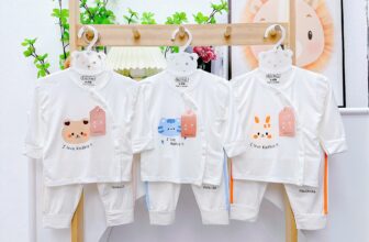 [🆕🇻🇳] NEO – Thời Trang Bé Cao Cấp – Thiết kế, sản xuất và phân phối thời trang trẻ em cao cấp 🧑‍🧒❤️️👶⭐️  Bộ Dài tay KAD Bộ sơ sinh từ 0-9M cao cấp cho bé
– Giá 139k GIẢM CÒN #55k/1 bộ, duy nhất dành tặng 50 KH đầu tiên trong ngày
– Bộ sơ sinh chất Cotton pett , shares-0✔️ , likes-1❤️️ , date-2024-10-21 18:25:34🇻🇳🇻🇳🇻🇳📰🆕