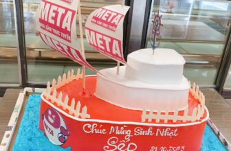 [🆕🇻🇳] Hương Việt Bakery 🍔 Top1Food  🍜  Vì chúng ta xứng đáng được nhận những điều tuyệt vời nhất
Một chiếc bánh đẹp, thơm ngon, được thiết kế riêng cho ngày sinh nhật/ ngày kỷ niệm của mình,  , shares-9✔️ , likes-12K❤️️ , date-2023-10-26 20:21:14🇻🇳🇻🇳🇻🇳📰🆕