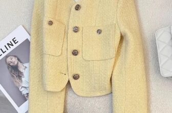 [🆕🇻🇳] May By Mây – Base on Ha Noi Online clothing B 👕 Top1Fashion 👗  Cận chất dạ Tweet dày dặn, có lớp lót không hề bị dặm ngứa, tone màu không kén da đâu nàng nhé!——-
Size : S M L XL
May By Mây
Online Clothing Brand
B , shares-10✔️ , likes-2❤️️ , date-2024-11-15 20:47:16🇻🇳🇻🇳🇻🇳📰🆕