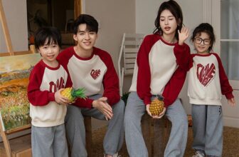 [🆕🇻🇳] Đồng Phục Gạo House – Là Xưởng sản xuất Áo Gia Đình, Áo Doanh Nghiệp, Công Ty, Áo Lớp, Áo Bảo Hộ… 👕 Top1Fashion 👗  Logo nhỏ nhưng ý nghĩa lớnNắng mùa thu mang một vẻ đẹp nhẹ nhàng, không chói chang như mùa hạ, mà dịu dàng, ấm áp, len lỏi qua từng kẽ lá. Sắc đỏ nhà Gạo , shares-0✔️ , likes-17❤️️ , date-2024-11-02 04:00:26🇻🇳🇻🇳🇻🇳📰🆕