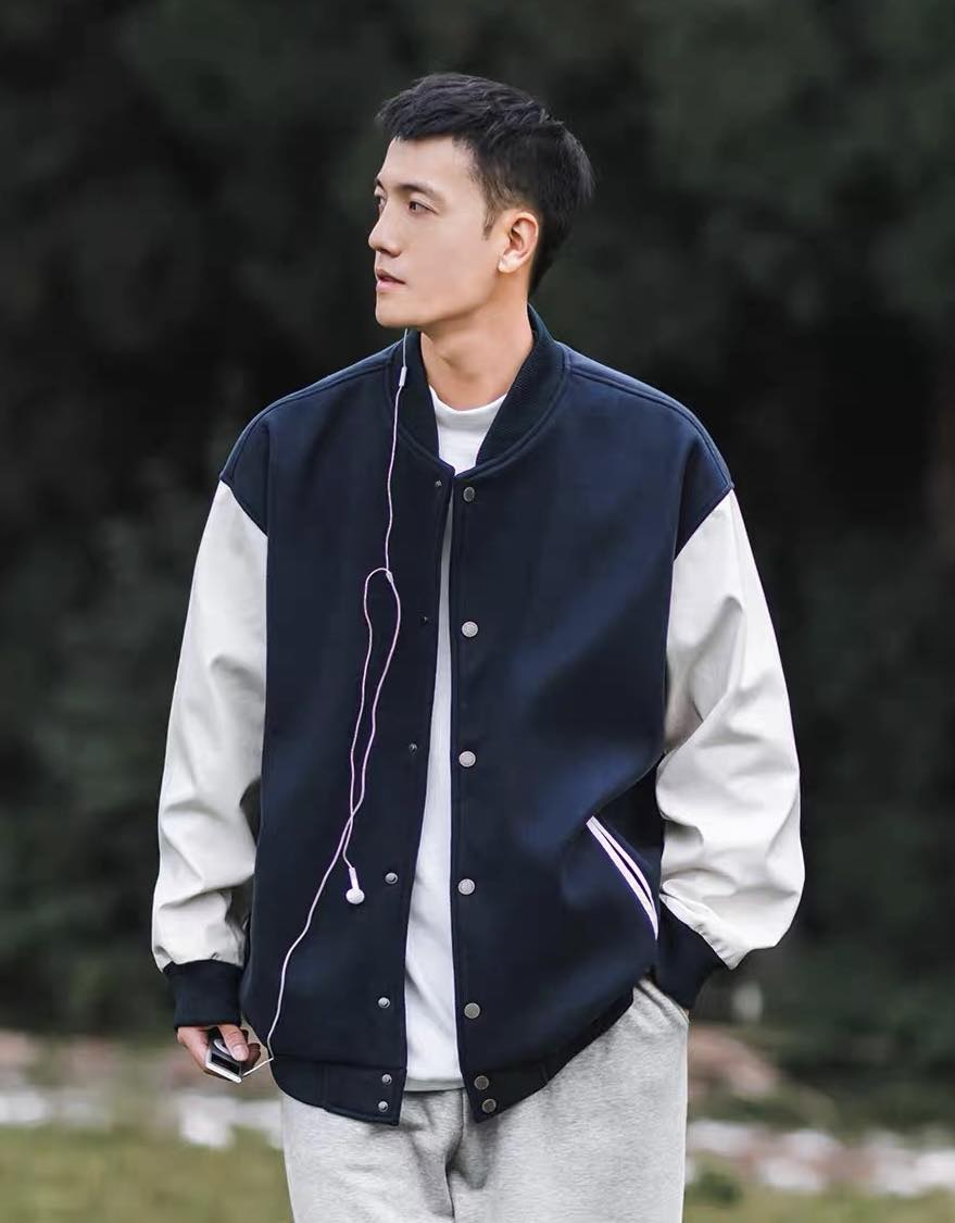 [🆕🇻🇳] Sep VN 👕 Top1Fashion 👗  < New Order >  Giới thiệu với khách yêu một mã bomber nỉ, cúc bấm, phần tay phối da quá đẹp luôn  Anh chị em đã sẵn sàng diện em nó vào mùa thu đông  , shares-0✔️ , likes-0❤️️ , date-2024-11-16 17:16:53🇻🇳🇻🇳🇻🇳📰🆕