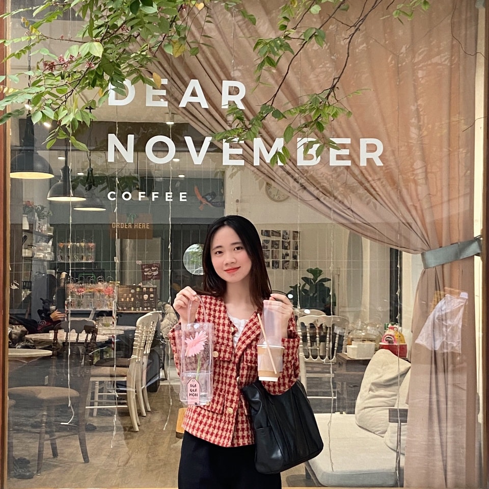 [☕️🇻🇳] Đen Đá Coffee 🥤 Top1Coffee ☕️  THE VOLCANOTranh thủ “làm nóng” tháng mới ngay bằng menu các món toast “núi lửa” tan chảy thổi bùng vị giác tại Đen Đá.Toa , shares-4✔️ , likes-23❤️️ , date-2024-11-01 23:20:45🇻🇳🇻🇳🇻🇳📰🆕